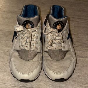 Multicolor Huaraches